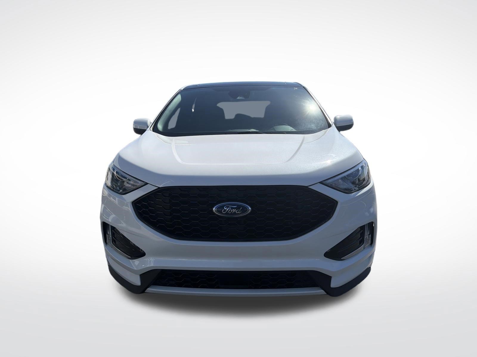 Certified 2023 Ford Edge ST-Line AWD/4WD image 3