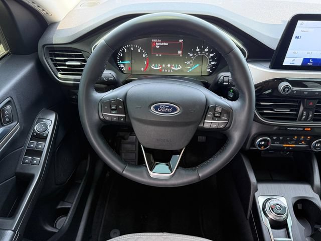 Certified 2021 Ford Escape SE w/ SE Sport Appearance Package FWD image 15