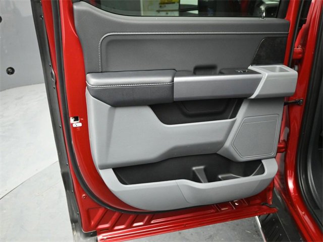 Certified 2022 Ford F150 XLT w/ Equipment Group 302A High image 39