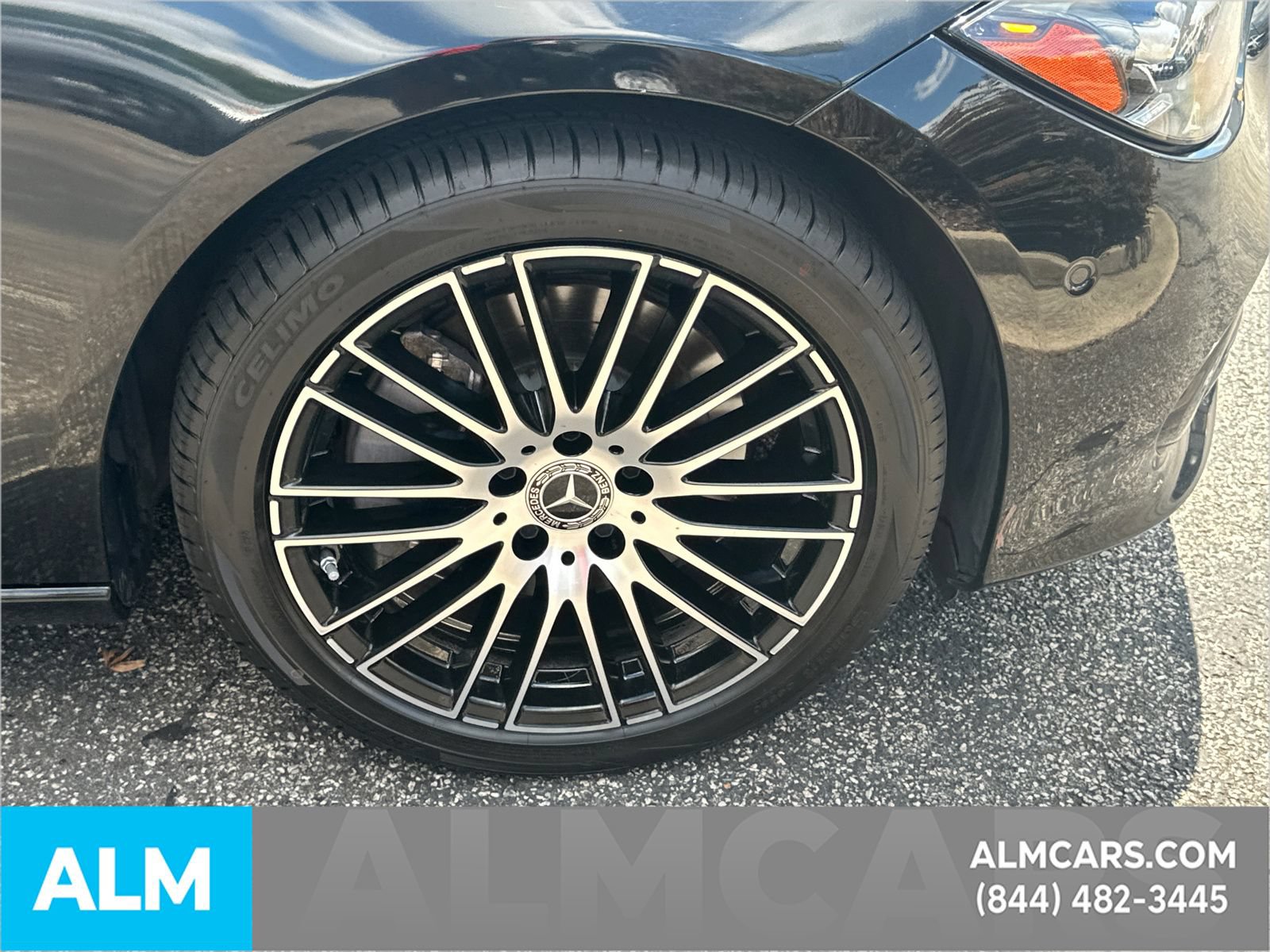 Used 2025 Mercedes-Benz C 300 Sedan image 14