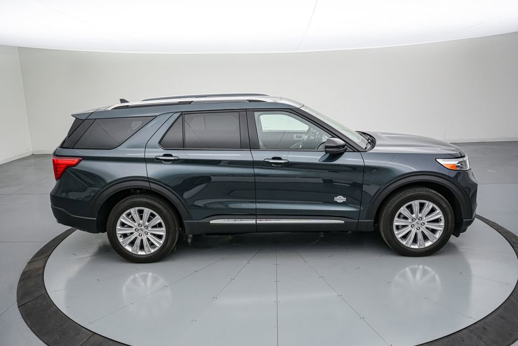 Certified 2023 Ford Explorer King Ranch w/ Technology Package AWD/4WD image 4
