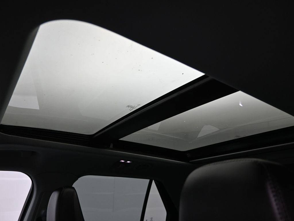 Certified 2023 Ford Explorer XLT w/ Equipment Group 202A image 40