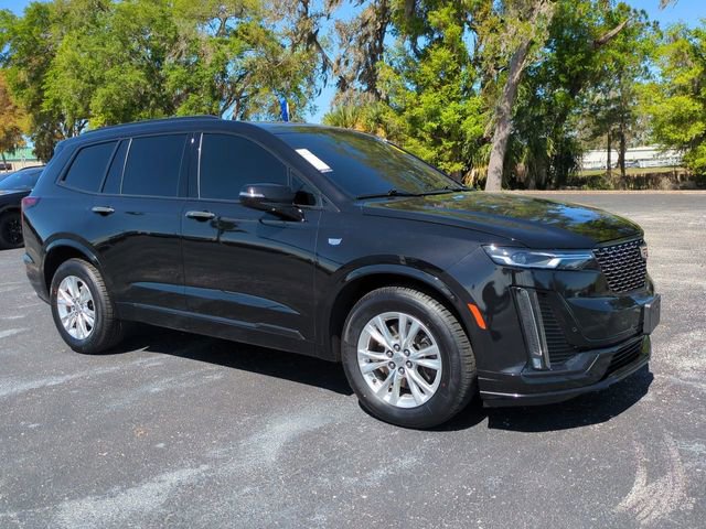 Used 2025 Cadillac XT6 Luxury image 2