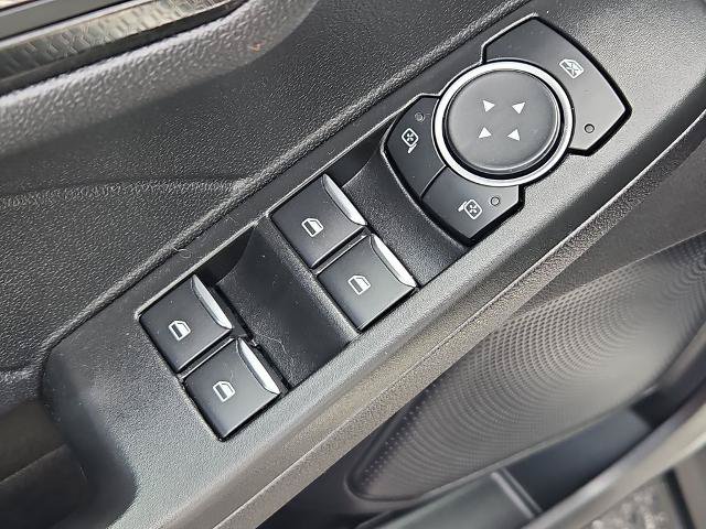 Certified 2022 Ford Escape SEL w/ SEL Stealth AWD Package image 25