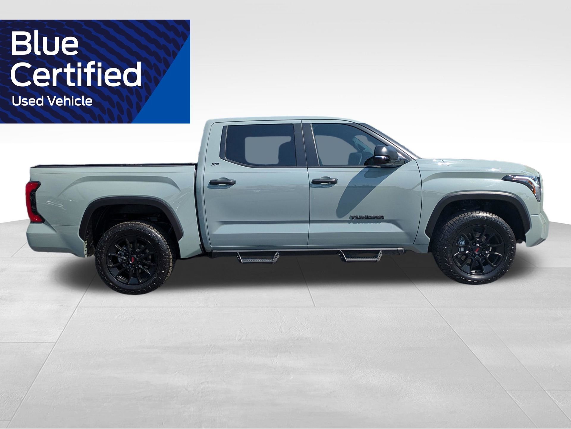 Used 2025 Toyota Tundra SR5 w/ SR5 Convenience Package AWD/4WD image 3