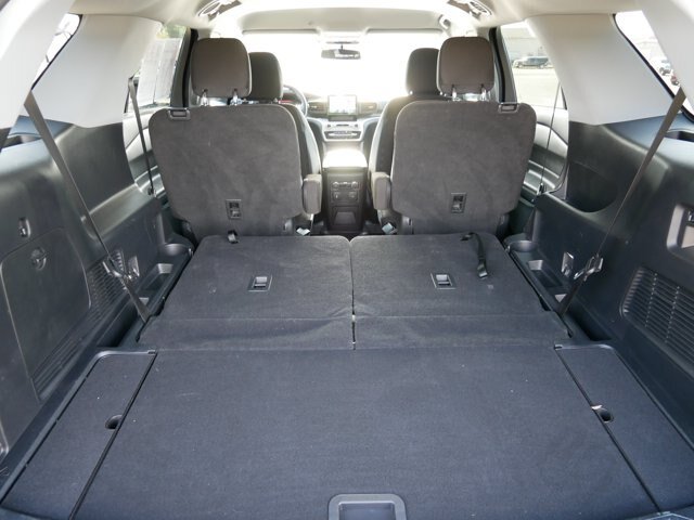 Certified 2022 Ford Explorer XLT w/ Class IV Trailer Tow Package AWD/4WD image 10