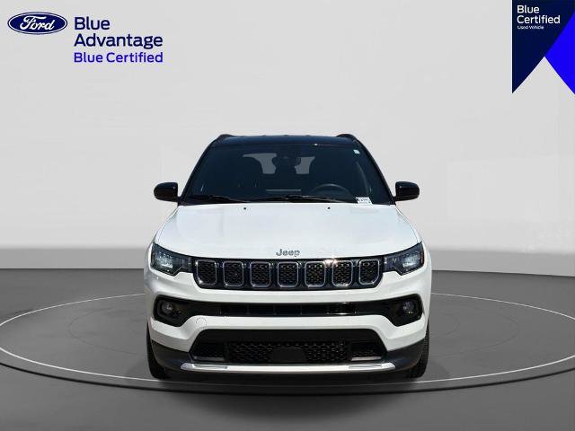 Used 2024 Jeep Compass Limited AWD/4WD image 3