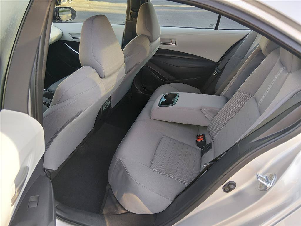 Used 2025 Toyota Corolla SE FWD image 14