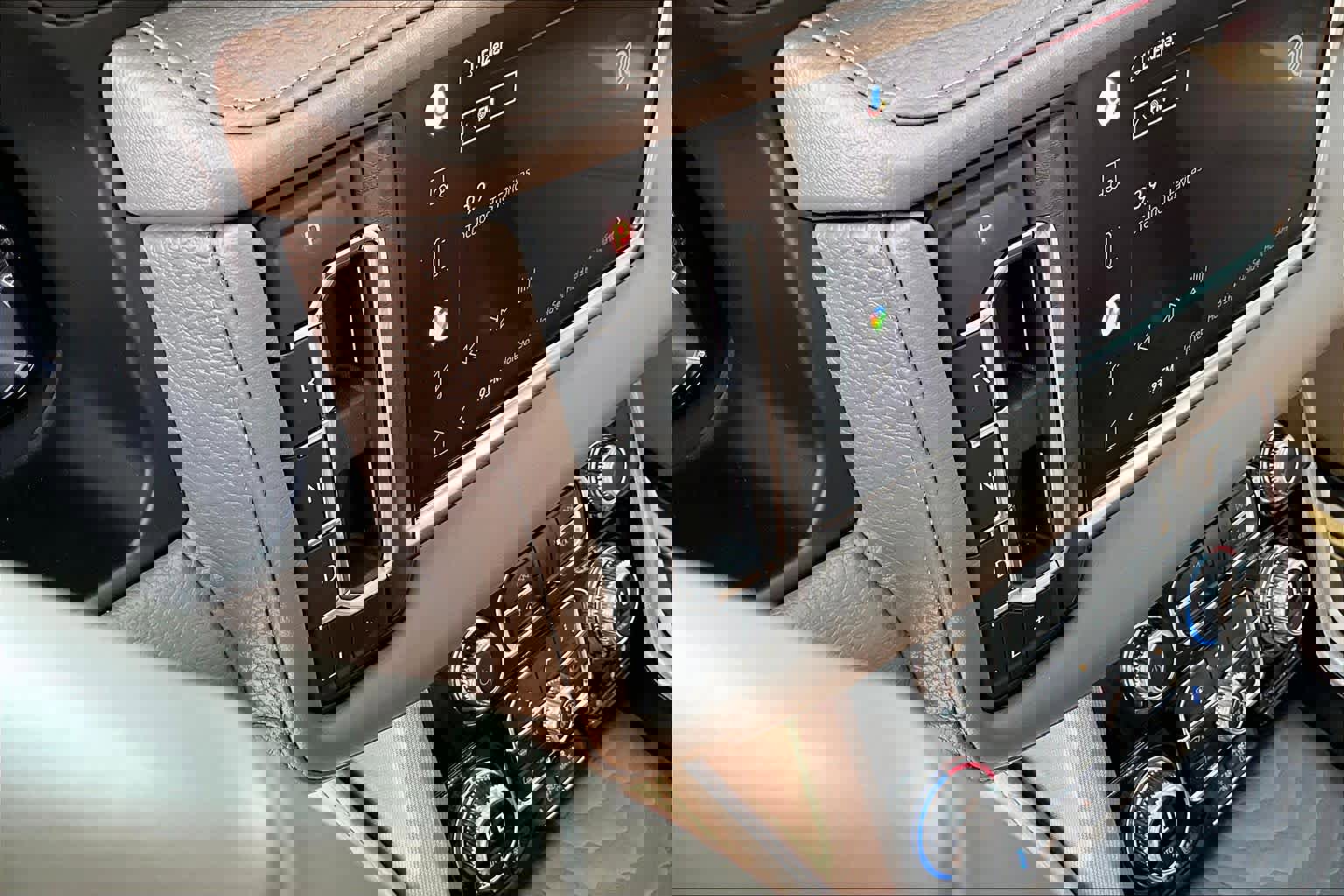 Used 2022 GMC Yukon Denali w/ Max Trailering Package image 16