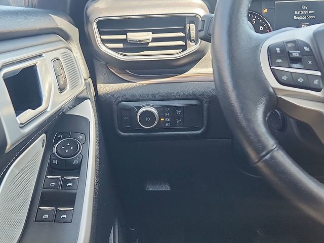 Certified 2023 Ford Explorer Limited w/ Limited Technology Package AWD/4WD image 12
