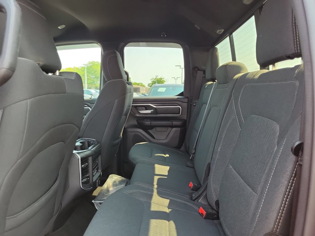 Used 2022 RAM 1500 Big Horn AWD/4WD image 14