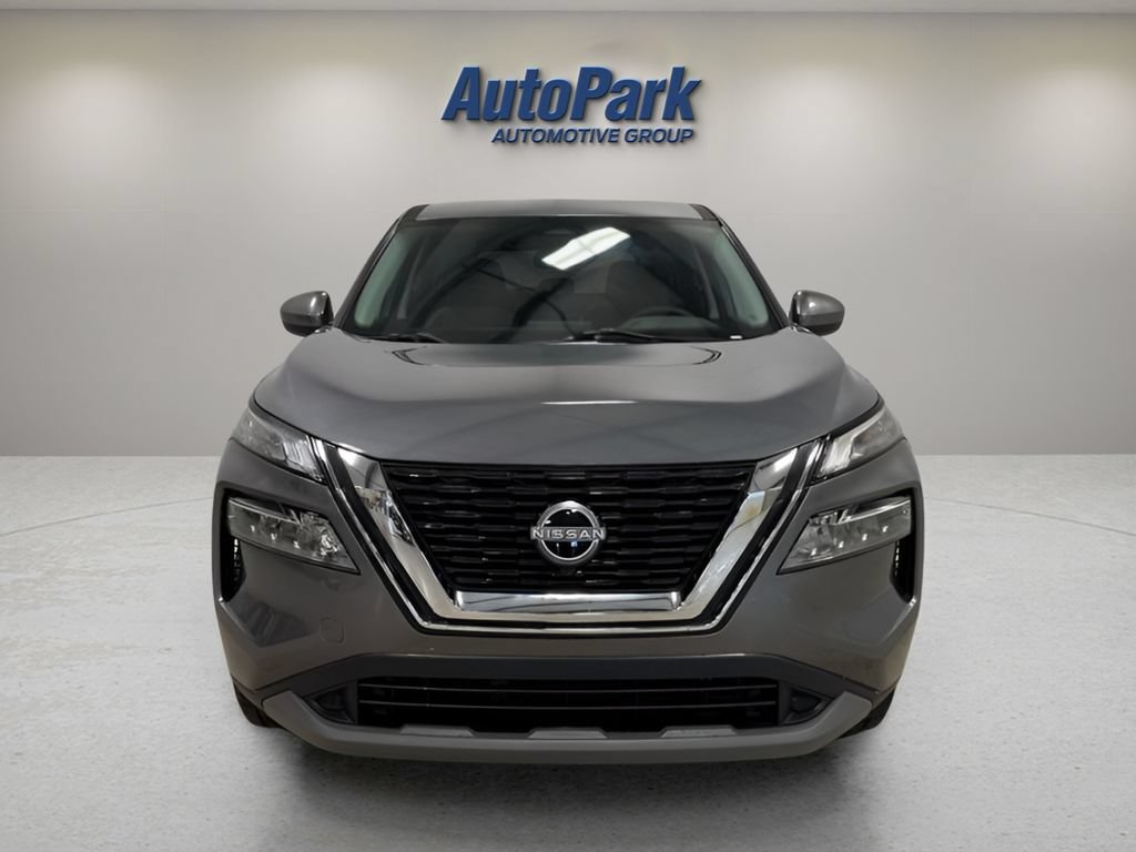 Used 2023 Nissan Rogue SV AWD/4WD image 2