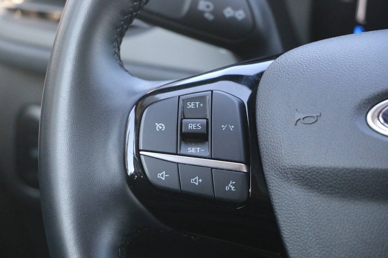 Certified 2024 Ford Escape Active AWD/4WD image 18