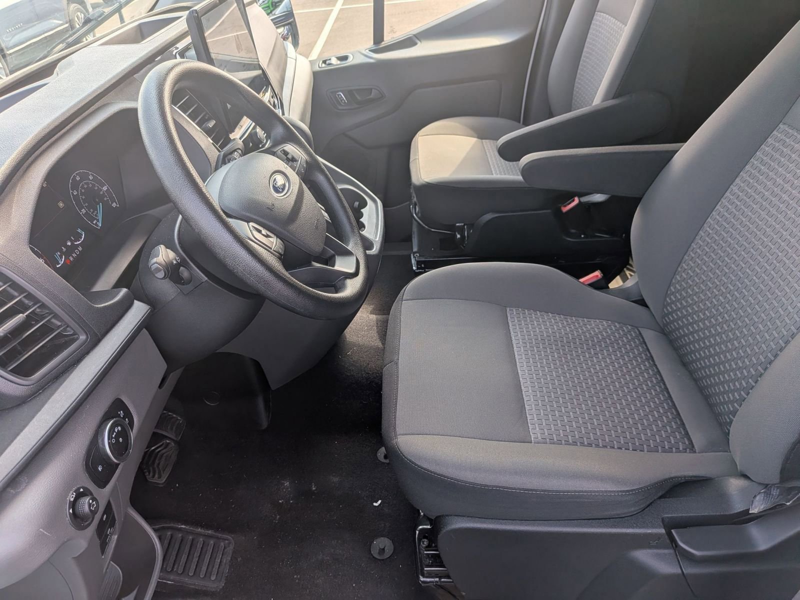 Certified 2024 Ford Transit 350 XLT RWD image 13