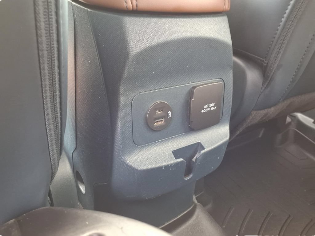 Certified 2022 Ford Maverick Lariat w/ Lariat Luxury Package AWD/4WD image 27