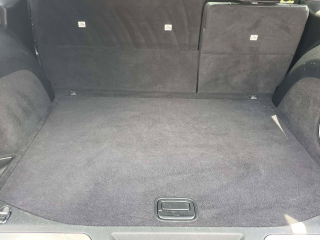 Used 2018 Jeep Grand Cherokee Overland AWD/4WD image 29