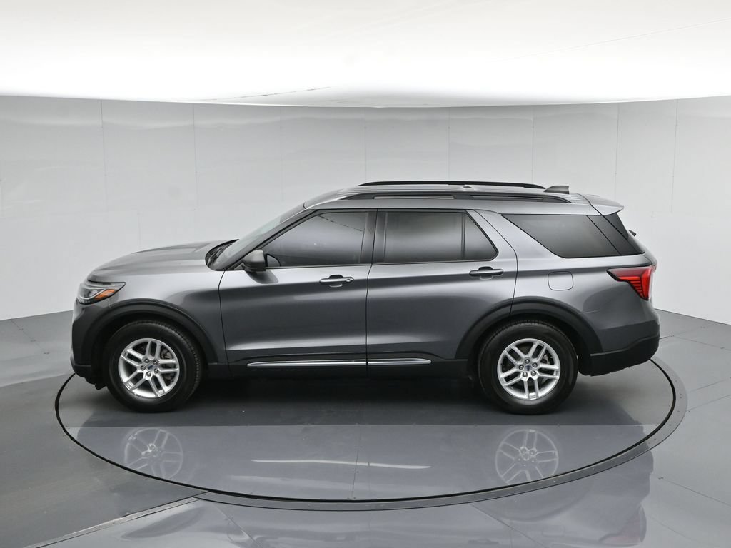 Certified 2025 Ford Explorer Active RWD image 43