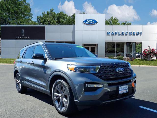 Certified 2023 Ford Explorer XLT w/ Equipment Group 202A AWD/4WD image 1