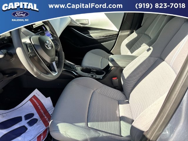 Used 2025 Toyota Corolla SE FWD image 19