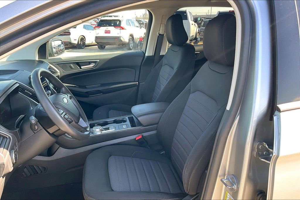 Certified 2022 Ford Edge SE image 18