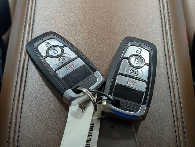 Certified 2024 Ford Bronco Sport Outer Banks w/ Tech Package AWD/4WD image 24
