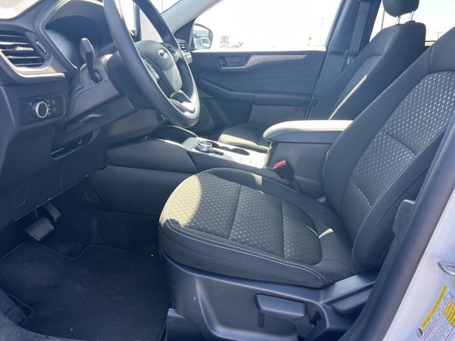 Certified 2025 Ford Escape Active AWD/4WD image 8