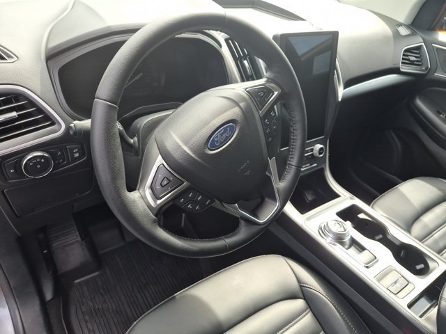 Certified 2022 Ford Edge SEL w/ Convenience Package AWD/4WD image 17