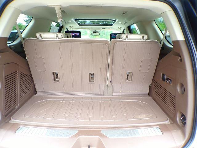 Used 2023 GMC Yukon Denali w/ LPO, Floor Liner Package AWD/4WD image 6