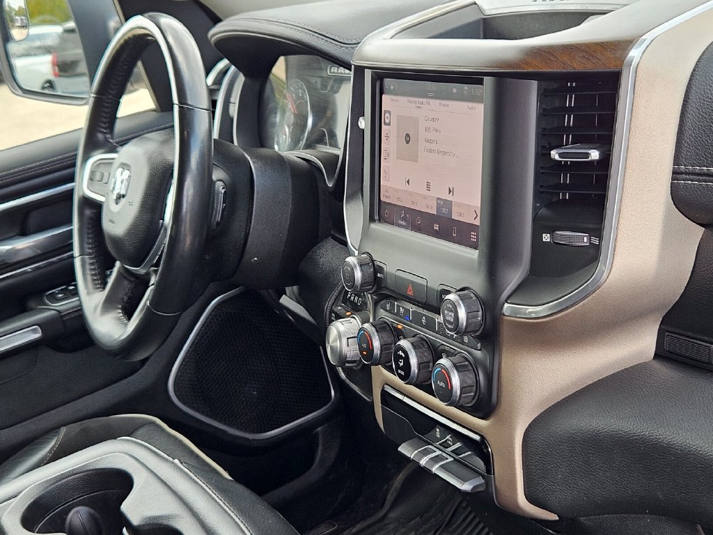 Used 2022 RAM 1500 Laramie AWD/4WD image 13