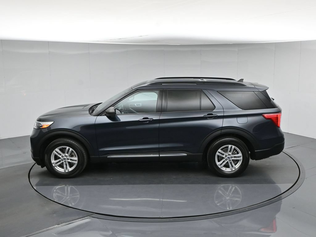 Certified 2023 Ford Explorer XLT RWD image 43
