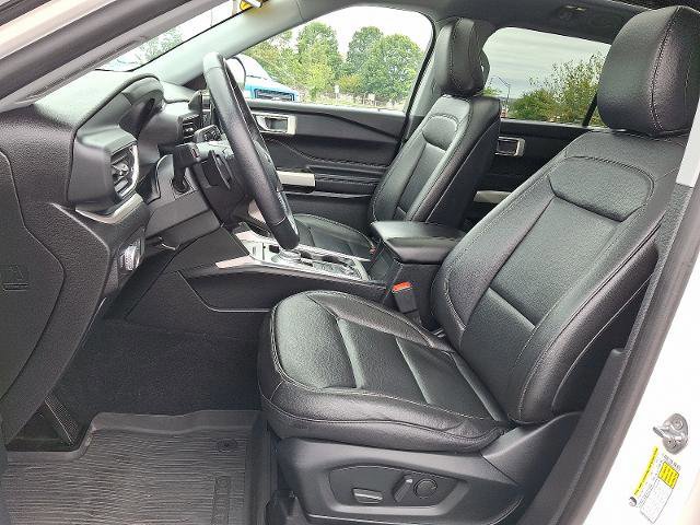Certified 2020 Ford Explorer XLT w/ Equipment Group 202A image 15