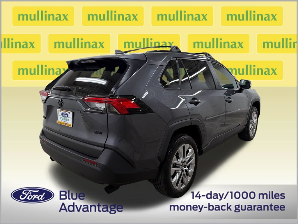 Used 2025 Toyota RAV4 XLE Premium FWD image 3