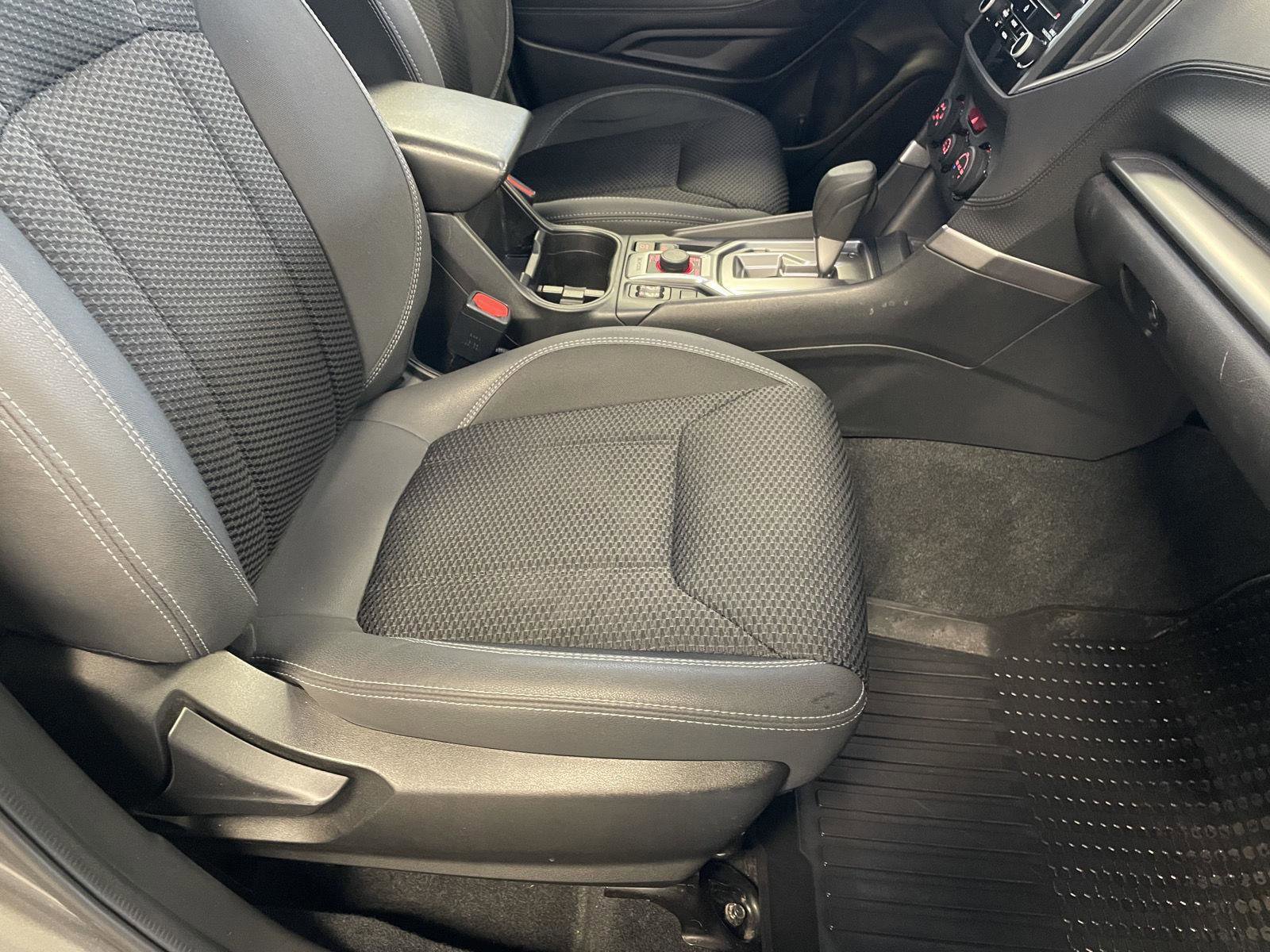 Used 2021 Subaru Forester Premium image 25