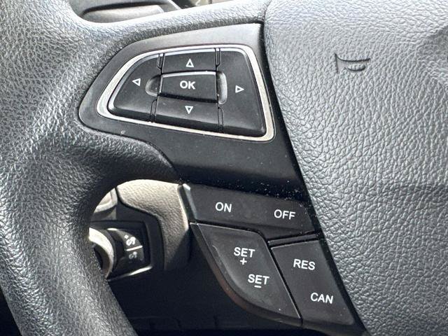 Certified 2017 Ford Focus SE FWD image 24
