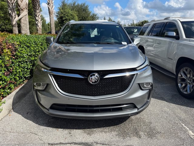 Used 2023 Buick Enclave Essence w/ Sport Touring Edition FWD image 2