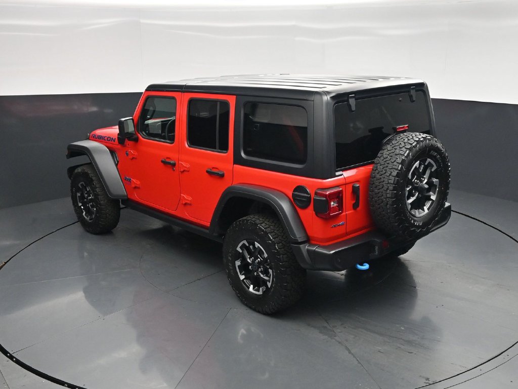 Used 2025 Jeep Wrangler Unlimited Rubicon 4xe w/ Safety Group AWD/4WD image 38