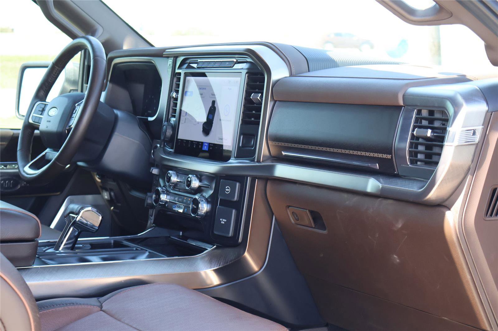 Certified 2024 Ford F150 King Ranch image 41