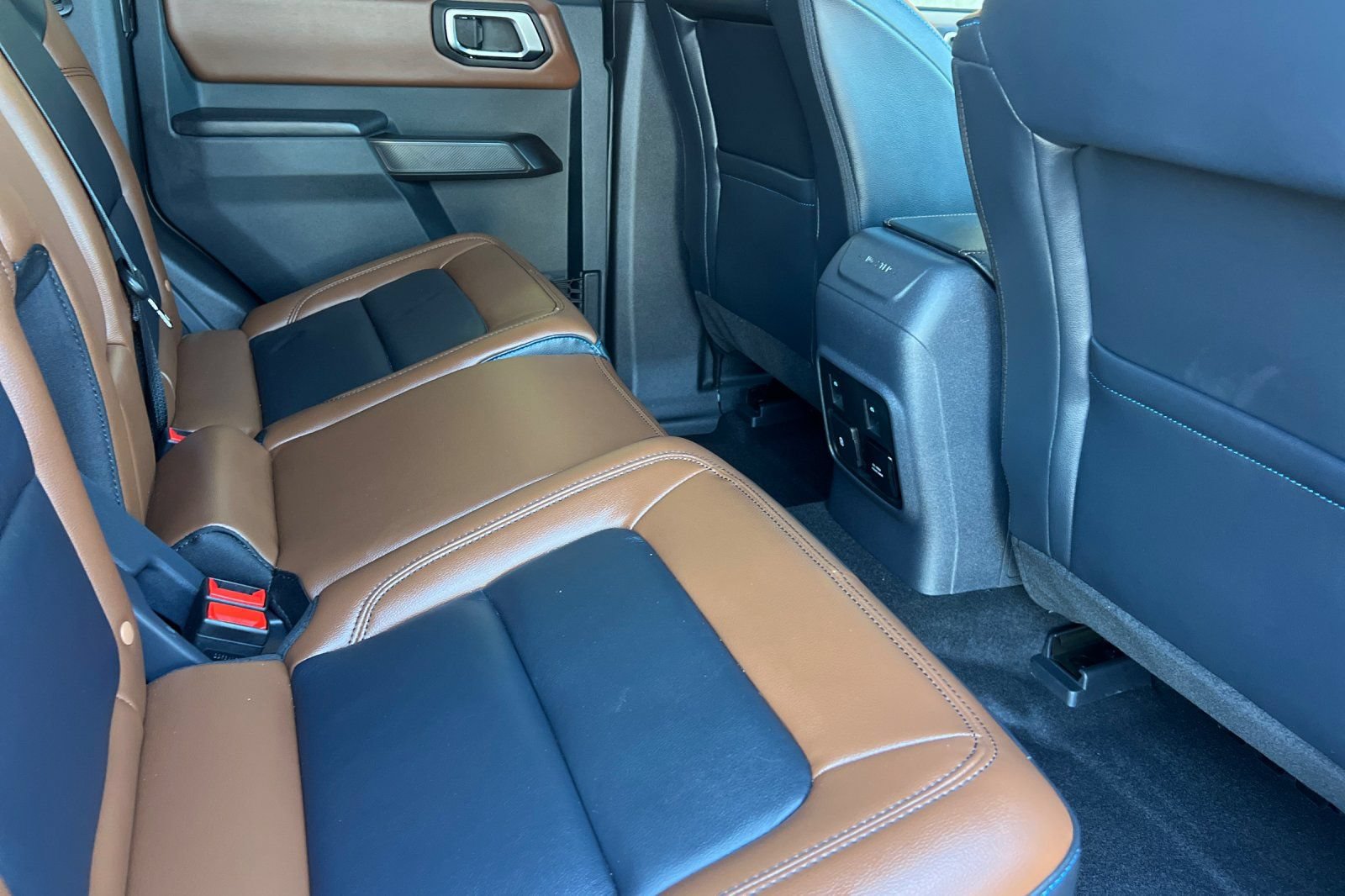 Certified 2024 Ford Bronco Outer Banks AWD/4WD image 18