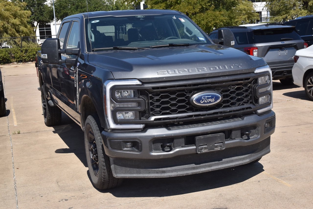 Certified 2026 Ford F250 XL w/ STX Appearance Package AWD/4WD image 4