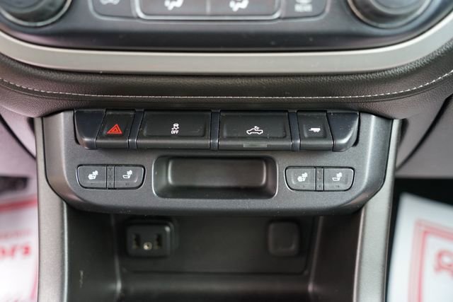 Used 2019 GMC Canyon SLE w/ Elevation Edition image 16