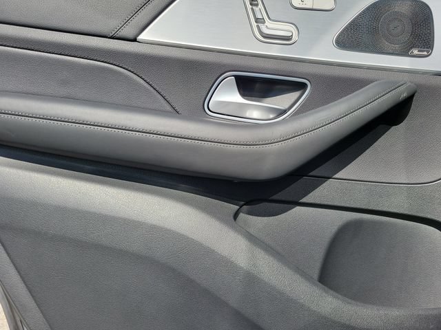 Used 2022 Mercedes-Benz GLS 450 4MATIC image 19