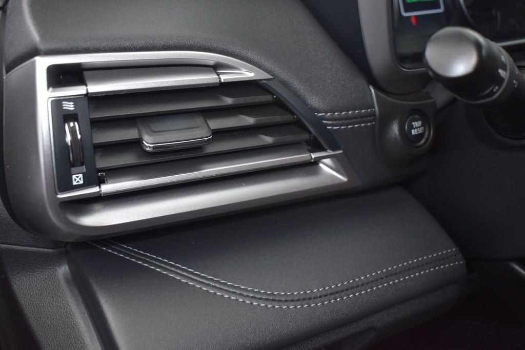 Used 2024 Subaru Outback Limited XT AWD/4WD image 11