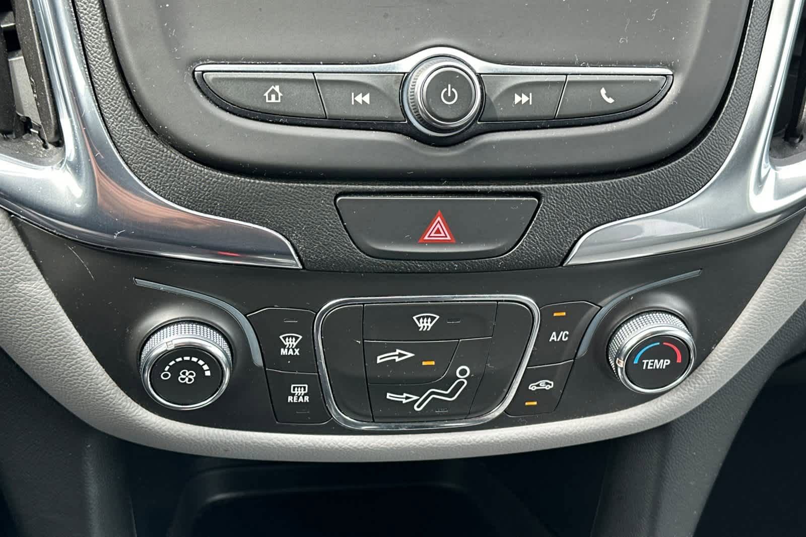 Used 2021 Chevrolet Equinox LT w/ LPO, Floor Liner Package FWD image 20