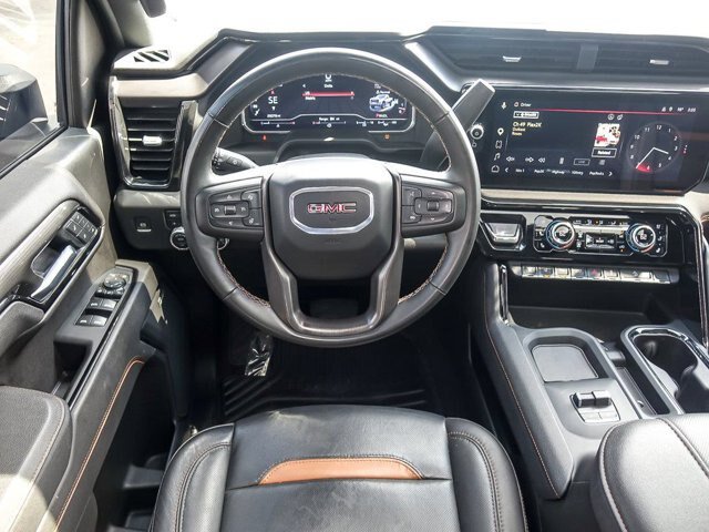 Used 2025 GMC Sierra 2500 AT4 w/ AT4 Premium Plus Package AWD/4WD image 19