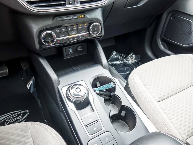 Certified 2022 Ford Escape SE w/ SE Sport Appearance Package AWD/4WD image 26