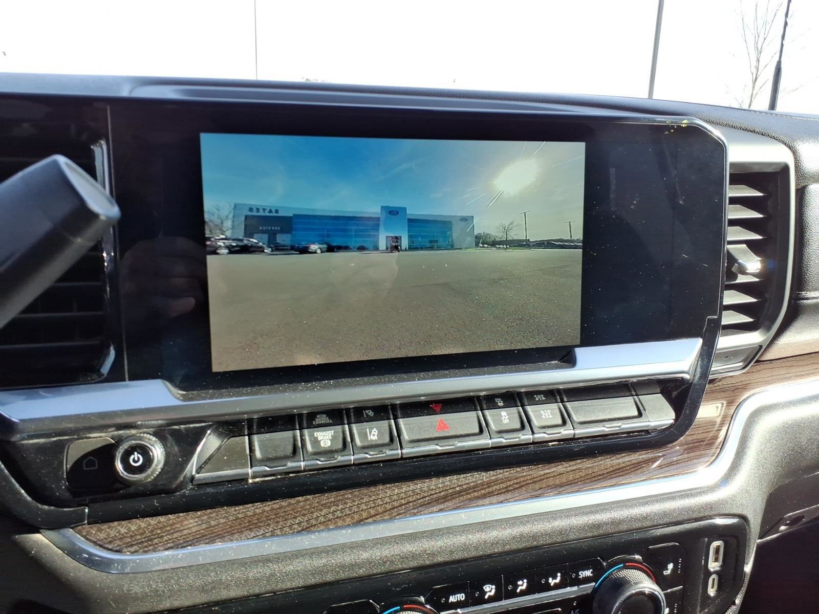 Used 2024 Chevrolet Silverado 3500 LT w/ Convenience Package image 20