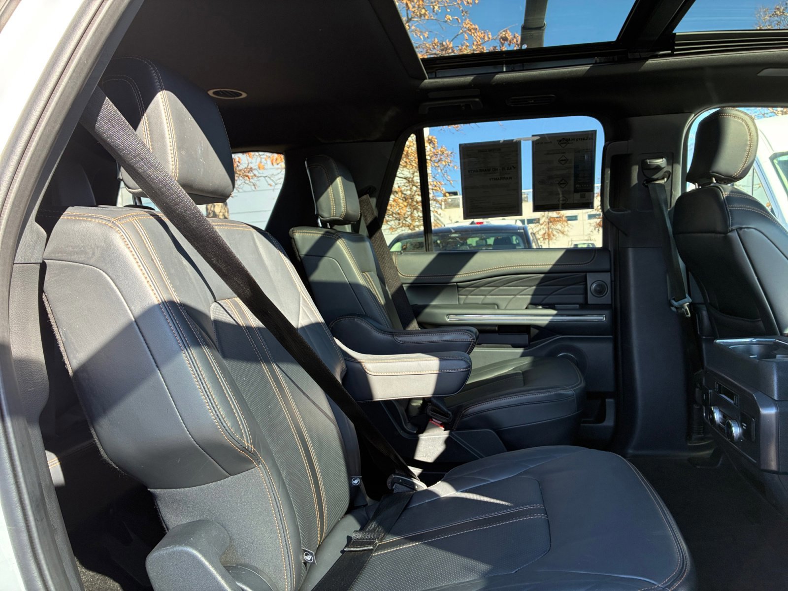 Certified 2023 Ford Expedition Platinum image 18