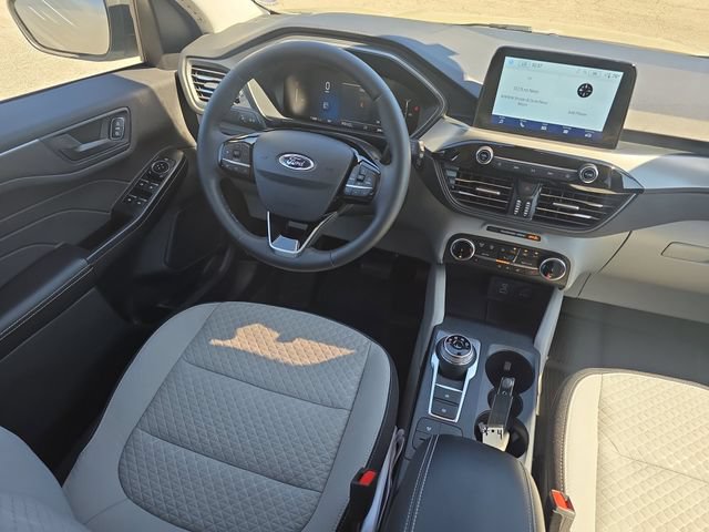 Certified 2023 Ford Escape Active AWD/4WD image 33