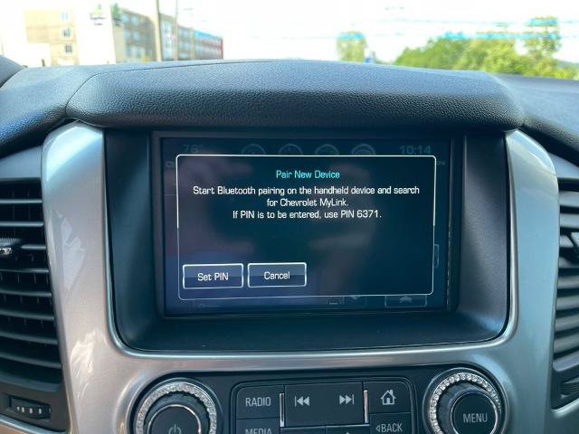 Used 2019 Chevrolet Tahoe LT w/ Luxury Package AWD/4WD image 12