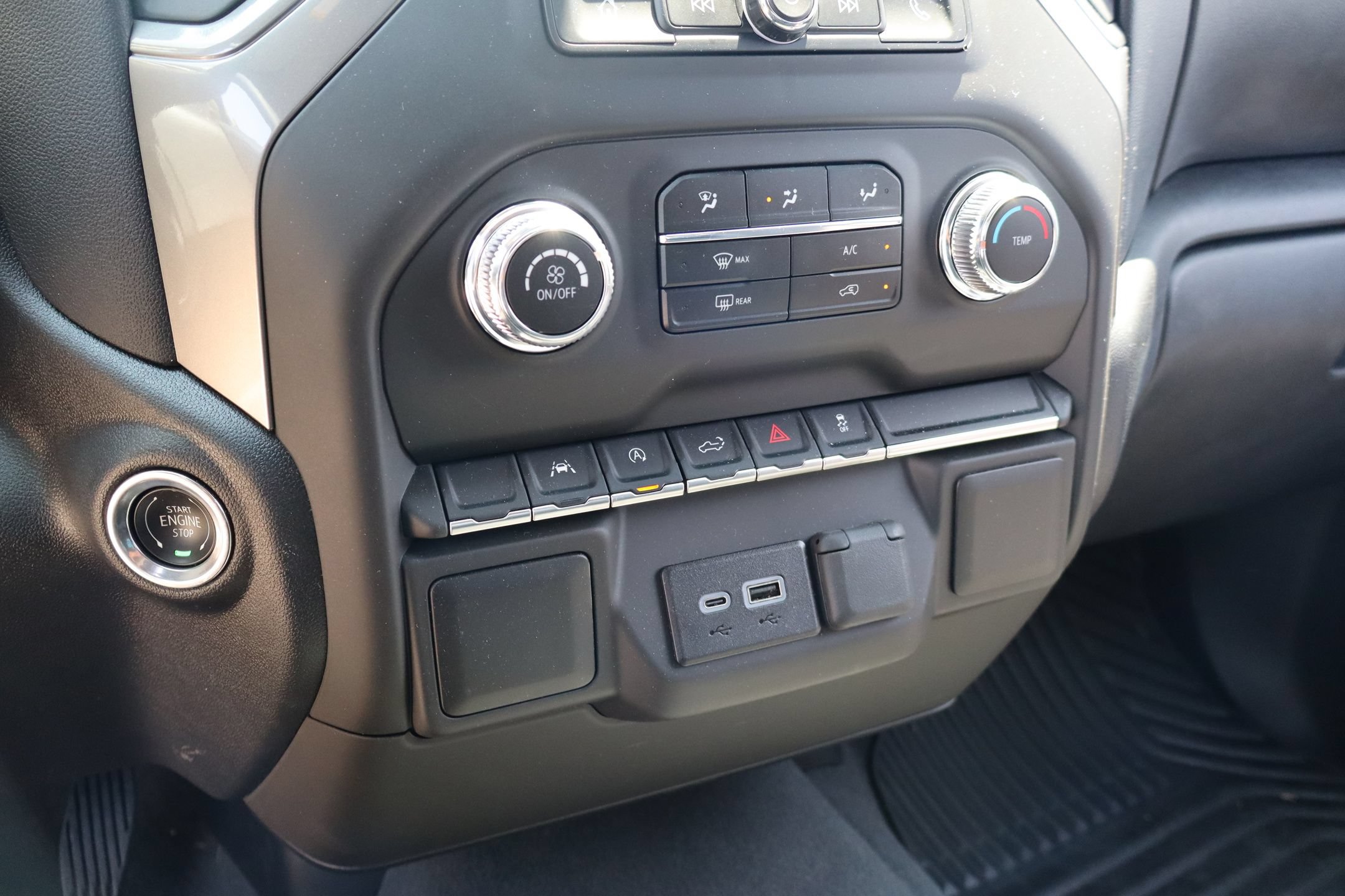 Used 2026 GMC Sierra 1500 Pro w/ Graphite Edition AWD/4WD image 20